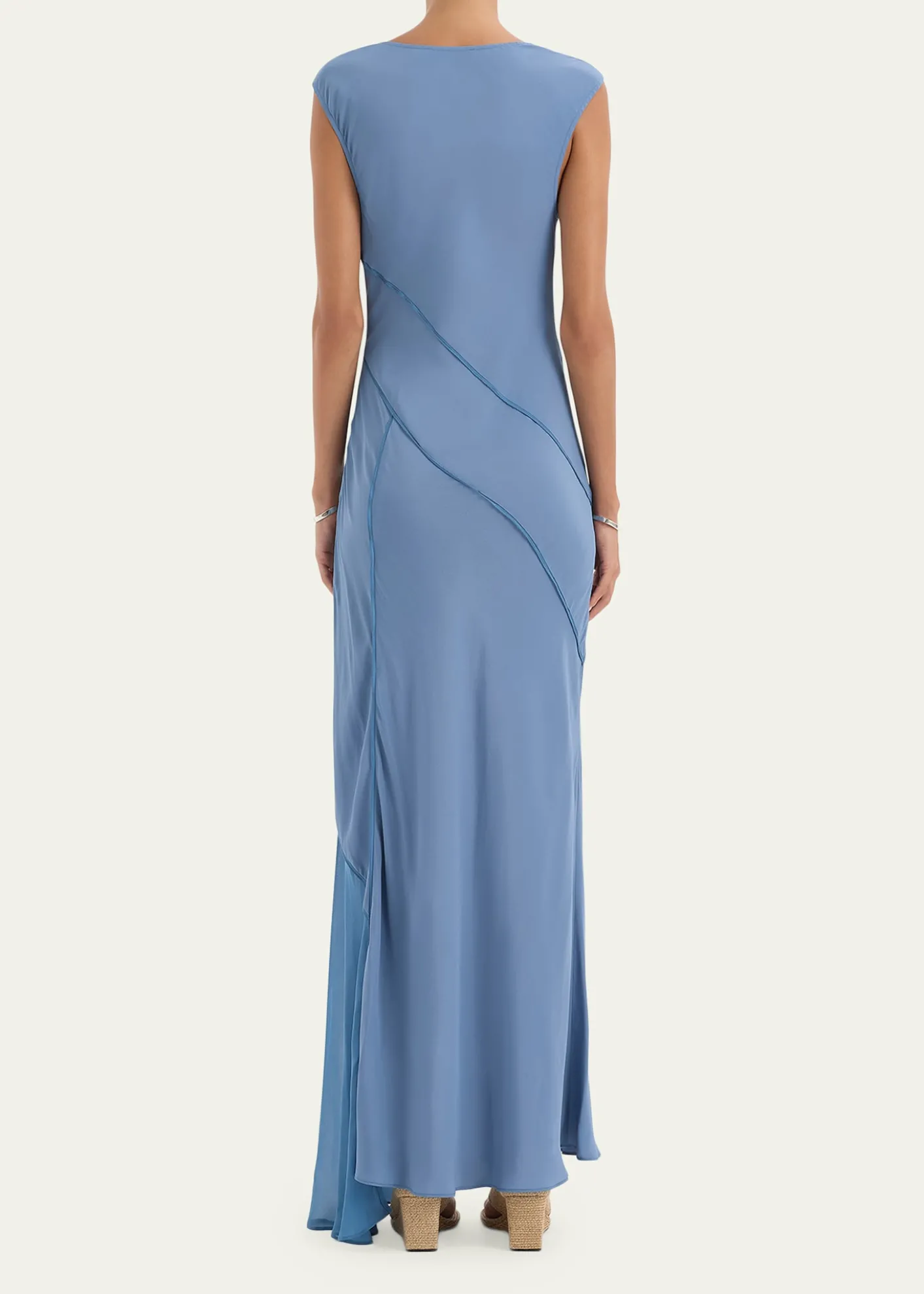 SIRElin Paneled Gown
