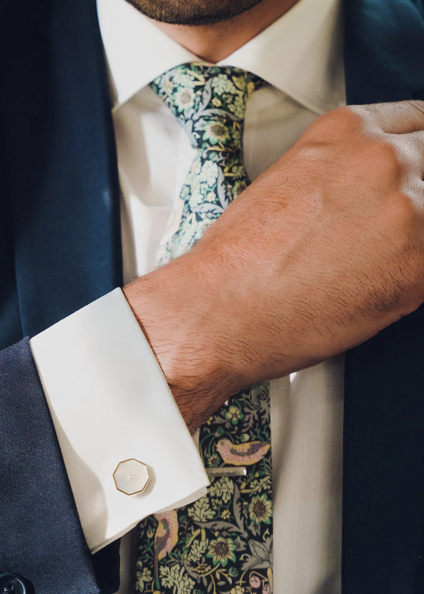 TateossianMen's Mother-Of-Pearl London Eye Cufflinks with Diamonds