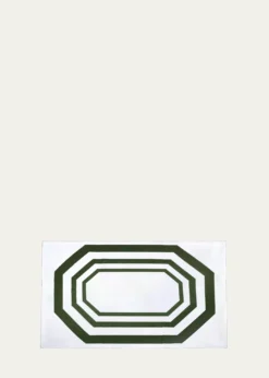The LinoEssential Green Tablecloth, 71" x 125"