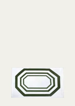 The LinoEssential Green Tablecloth, 71" x 144"