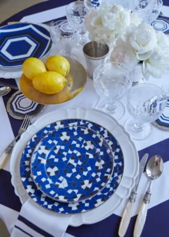 The LinoNight Dessert Plates, Set of 4