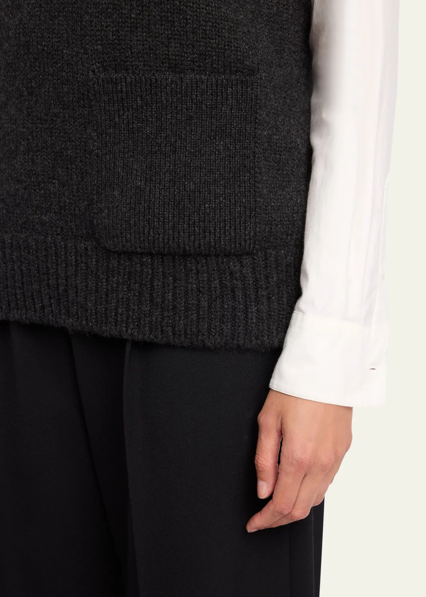 THE ROWMarte V-Neck Cashmere Sweater Vest