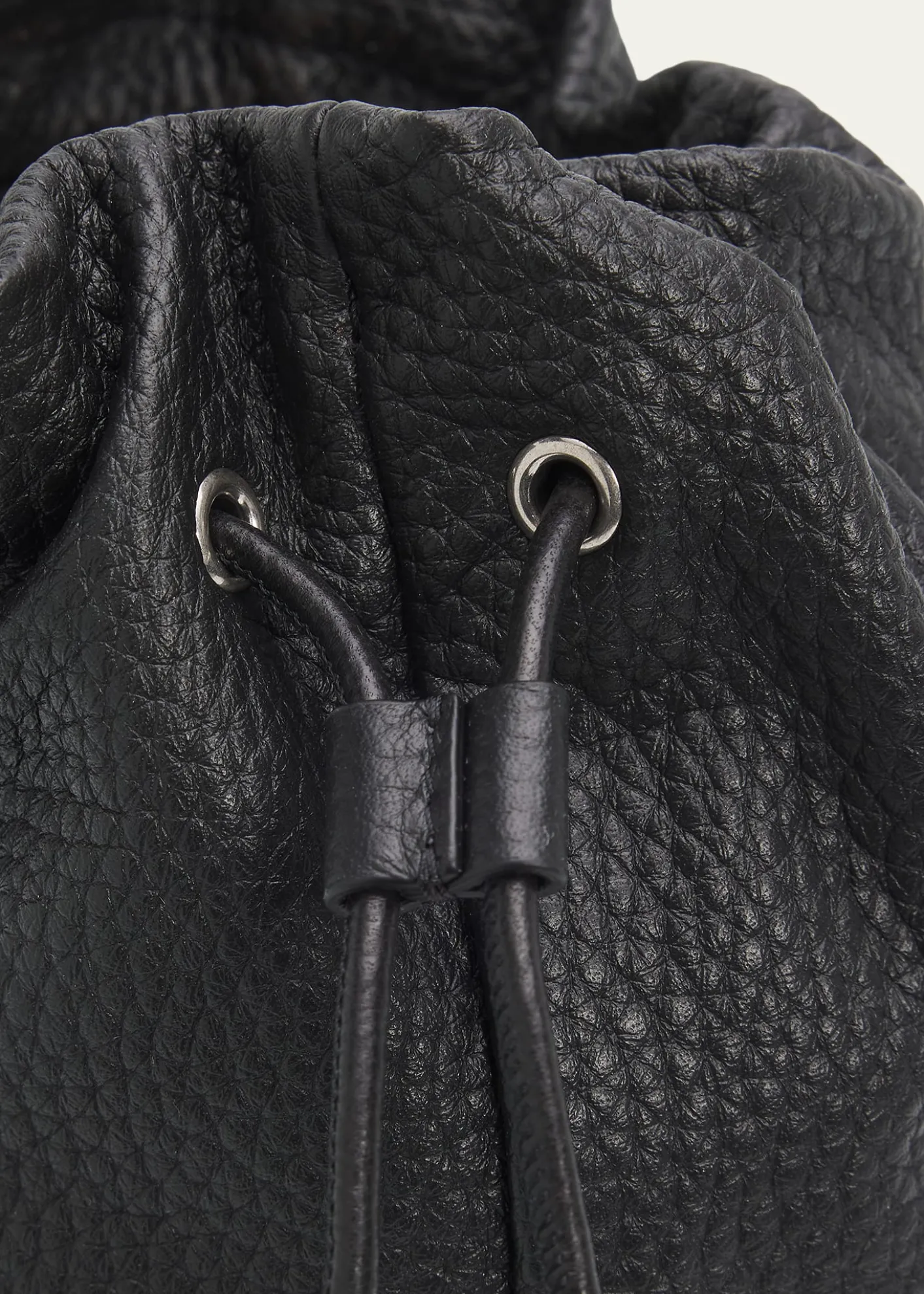 THE ROWMen's Sporty Leather Drawstring Pouch