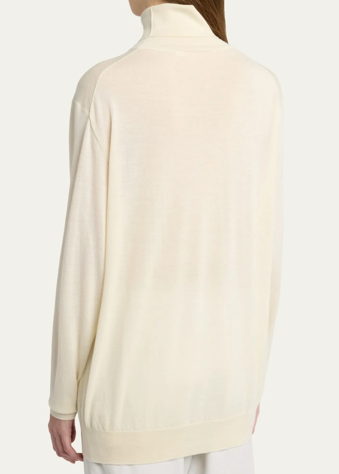 THE ROWNabari Cashmere Long-Sleeve Turtleneck Sweater