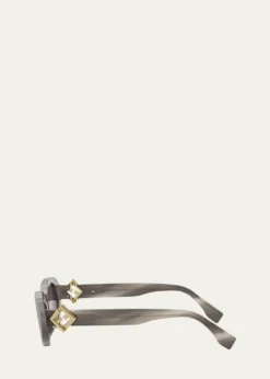 THIS ITEM IS NOT AVAILABLE.FendiFF Diamonds FE40140U Sunglasses