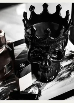 Thompson FerrierBlack Dants Skull Candle, 23.3 oz. - Secret Sucre Scent