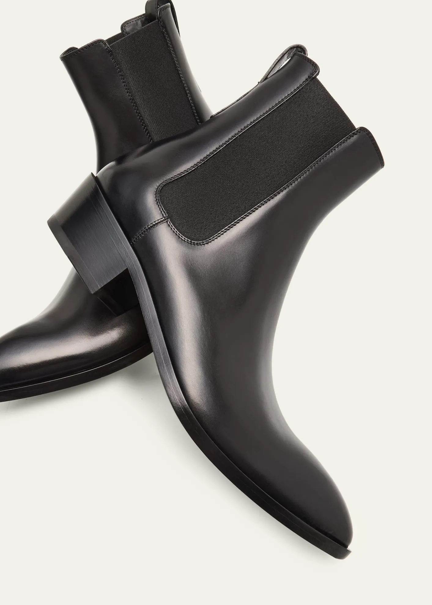 TOM FORDMen's Burnished Leather Chelsea Boots