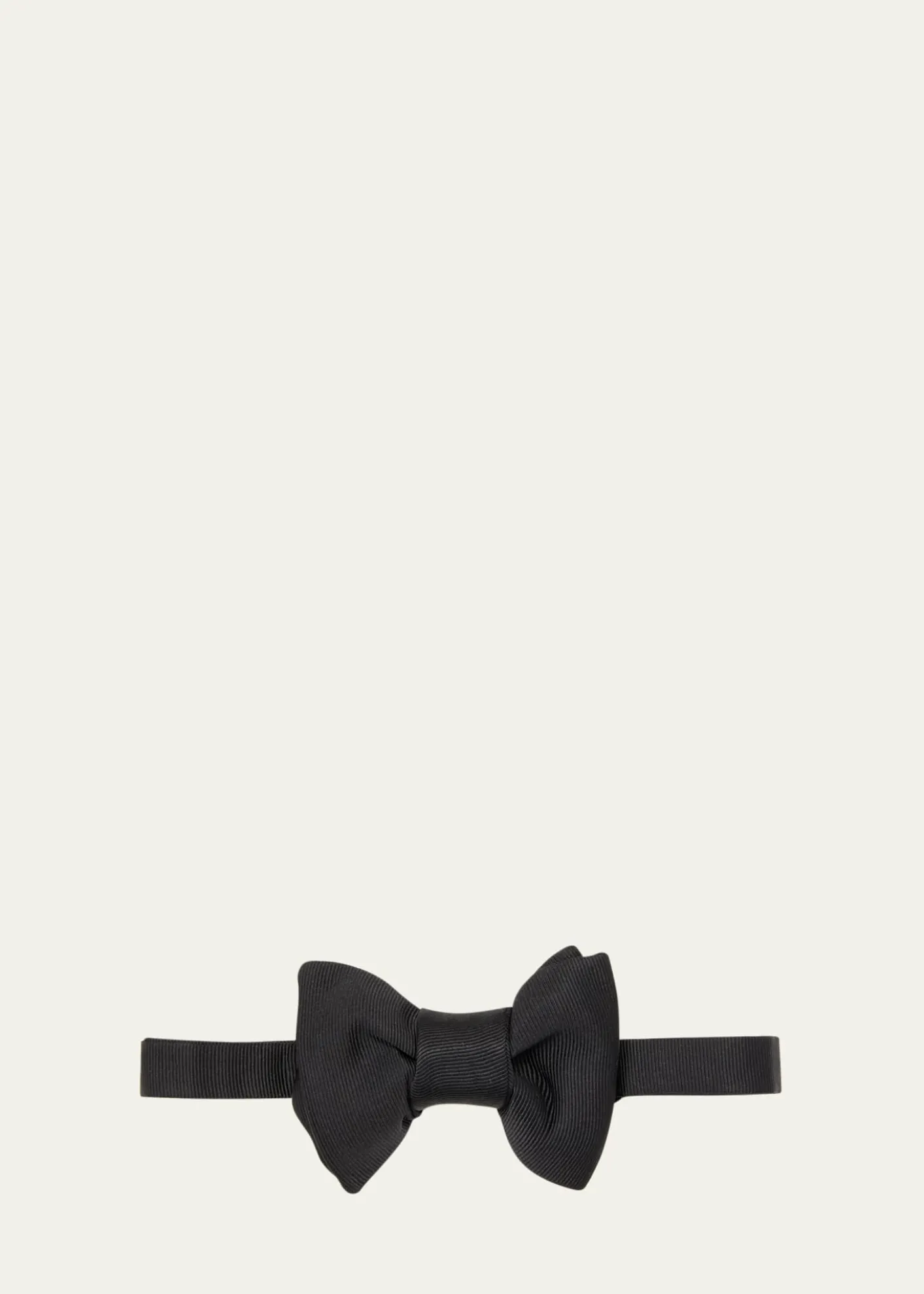 TOM FORDMen's Pre-Tied Silk Grosgrain Bow Tie