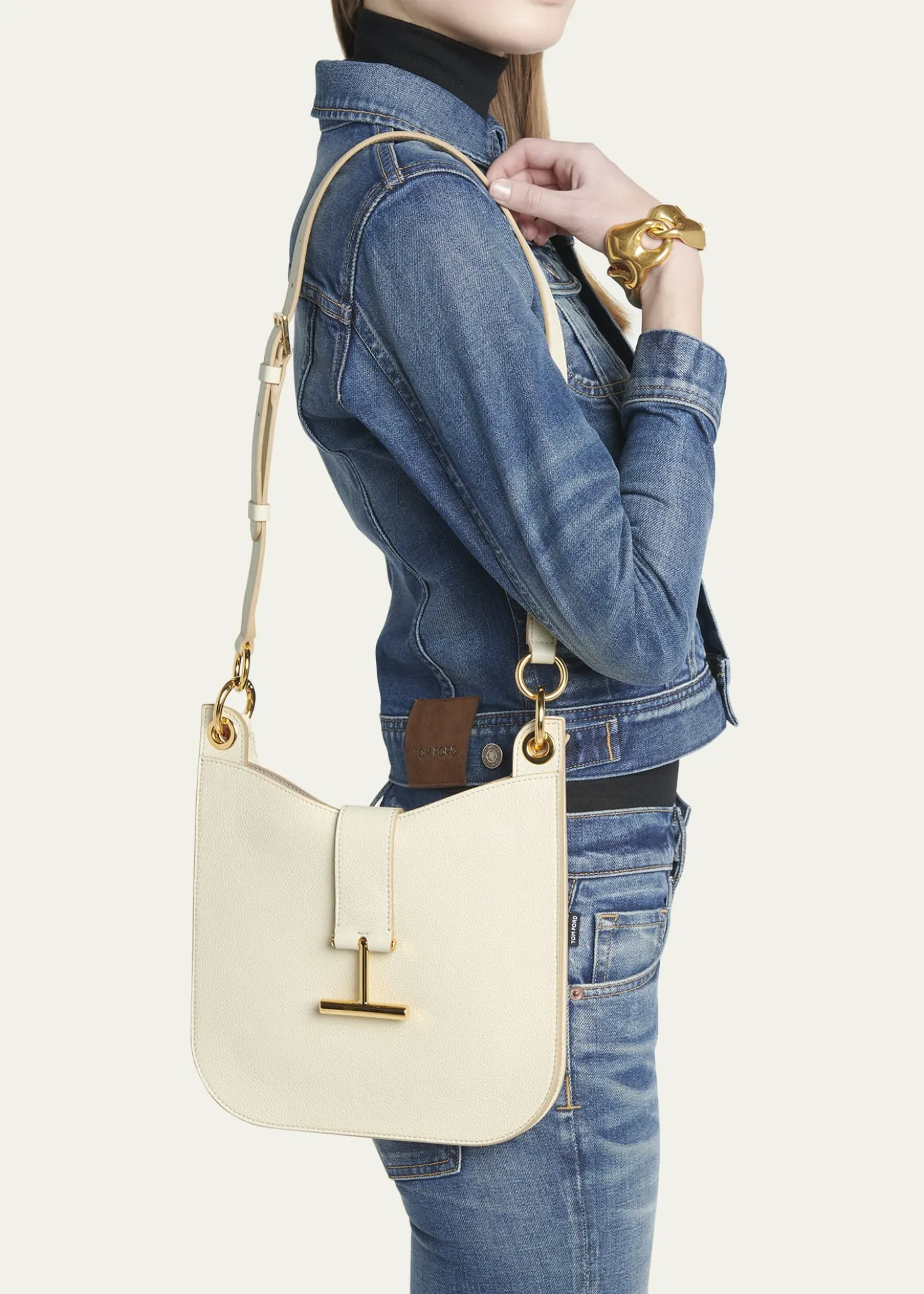 TOM FORDTara Small Hobo Crossbody in Grained Leather