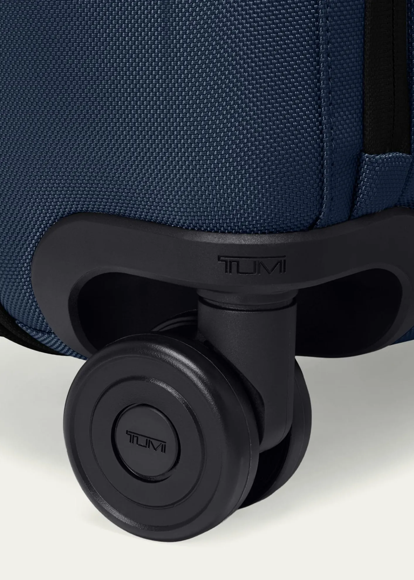 TUMIAlpha Dual Access Expandable Carry-On Luggage