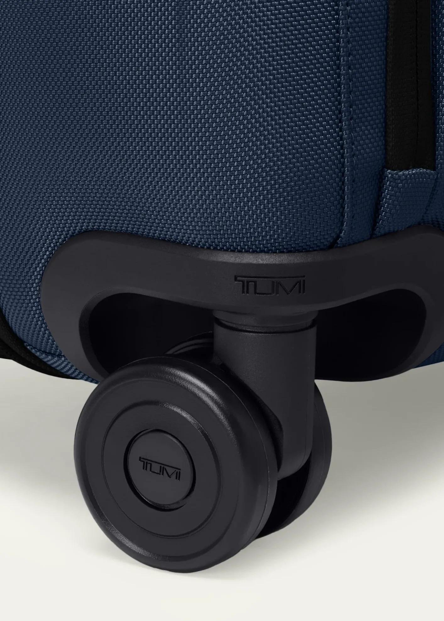 TUMIAlpha Dual Access Expandable Medium Check-In Luggage