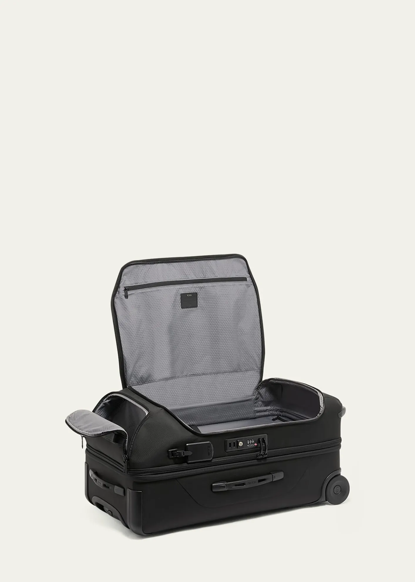 TUMIWheeled Duffel Expandable Packing Case