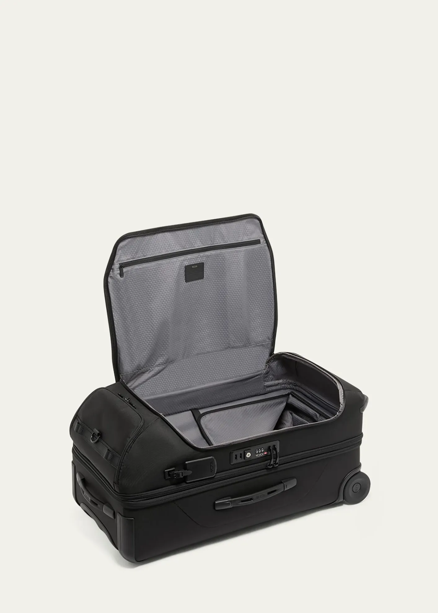 TUMIWheeled Duffel Expandable Packing Case