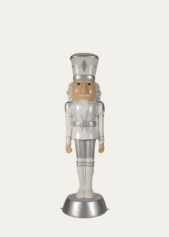 Universal Statues American Christmas Nutcracker, 6 ft