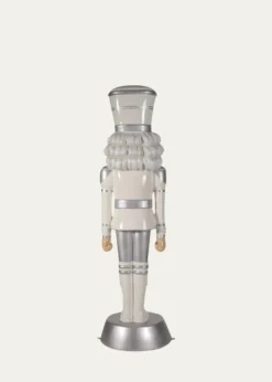 Universal Statues American Christmas Nutcracker, 6 ft