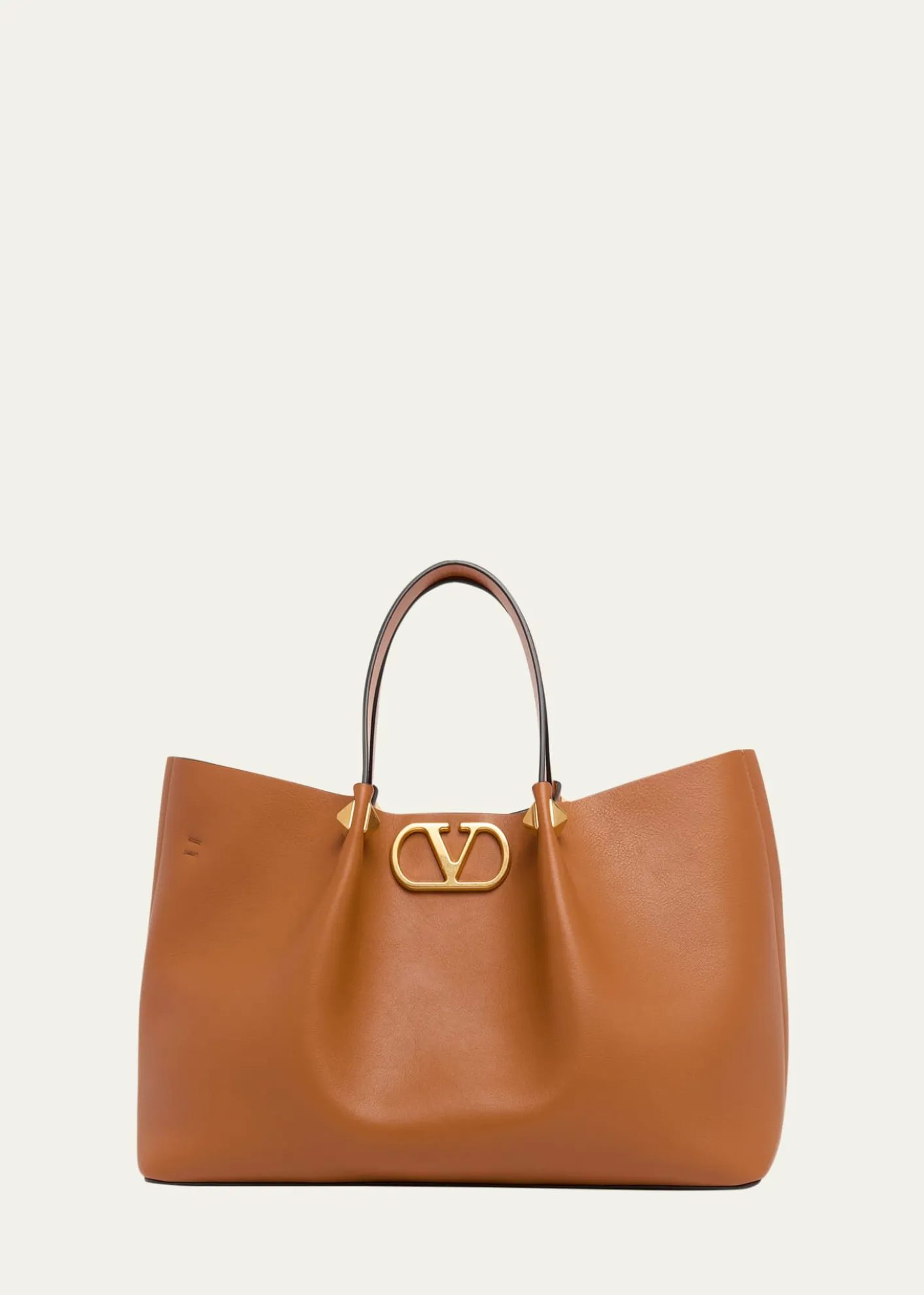 Valentino GaravaniMedium Pleated Rockstud Leather Tote Bag