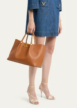 Valentino GaravaniMedium Pleated Rockstud Leather Tote Bag