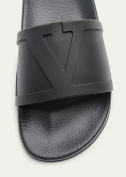 Valentino GaravaniMen's Coolslide Plastic Pool Slides