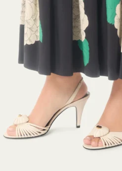 Valentino Garavani85mm Coeur VLogo Leather Slingback Pumps
