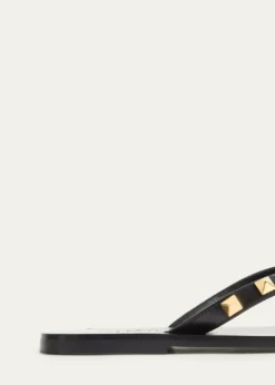 Valentino GaravaniRockstud Leather Flat Thong Sandals