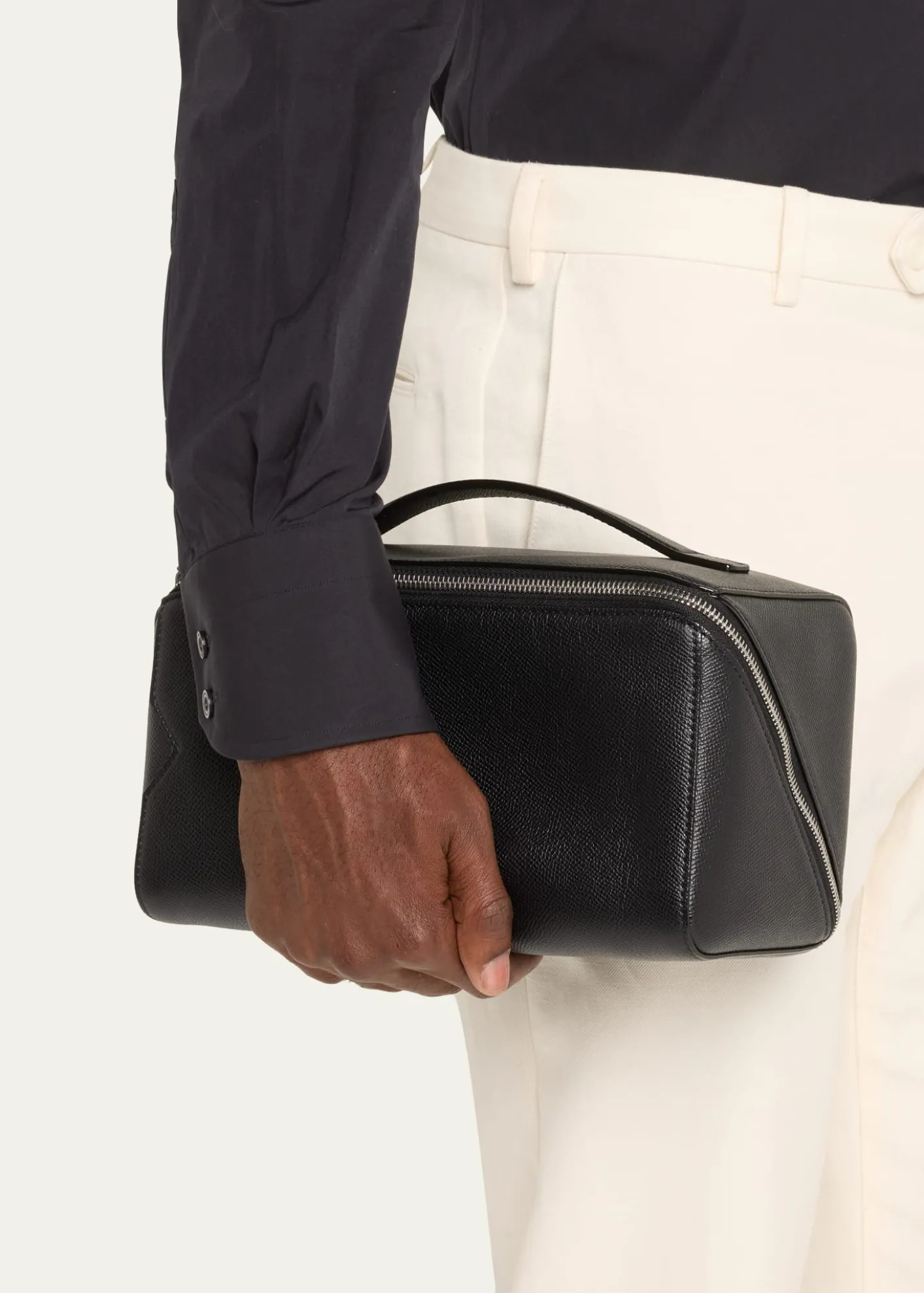 ValextraMen's V-Line Soft Leather Toiletry Bag