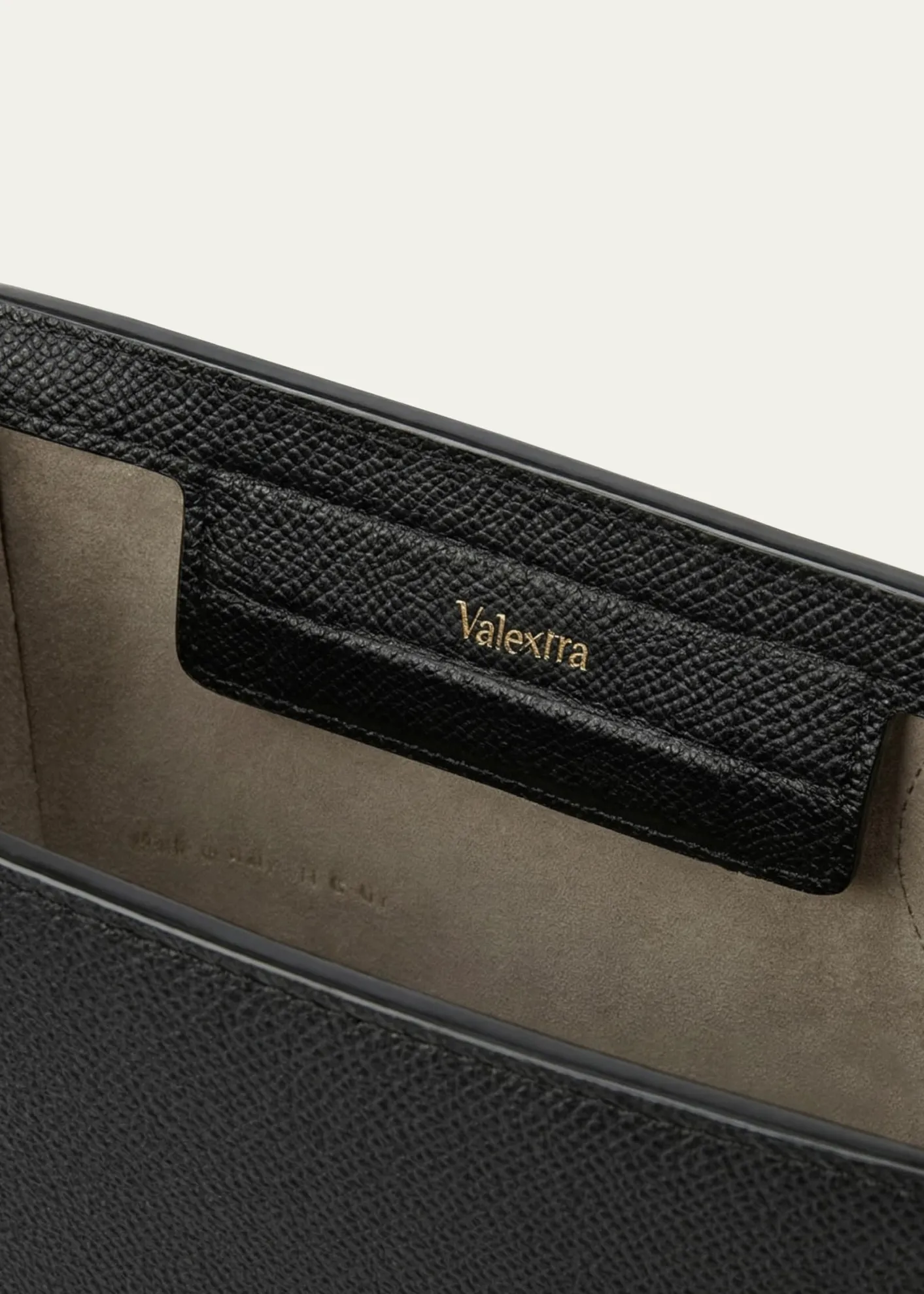 ValextraVivi Leather Crossbody Phone Bag