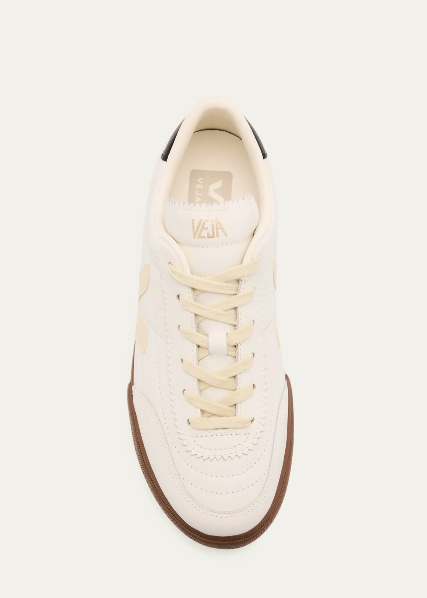 VEJAPanenka Low-Top Leather Sneakers