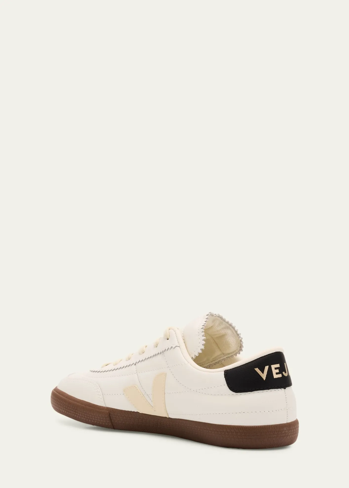 VEJAPanenka Low-Top Leather Sneakers