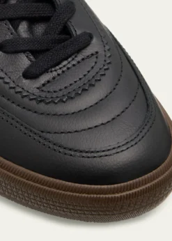 VEJAPanenka Low-Top Leather Sneakers