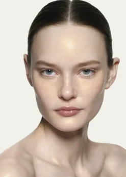 Victoria BeckhamThe Cell Rejuvenating Illuminator, 0.68 oz.