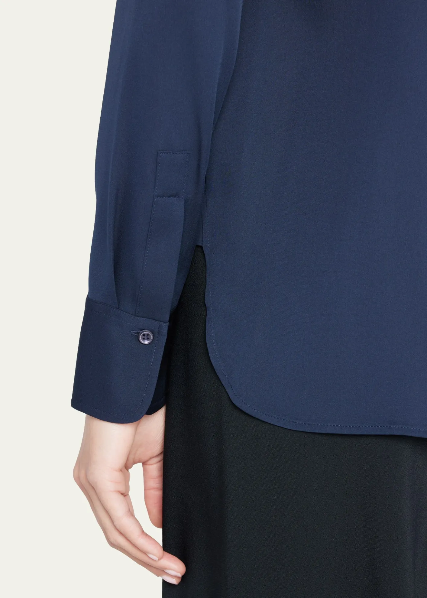 VinceSlim-Fit Long-Sleeve Stretch-Silk Blouse