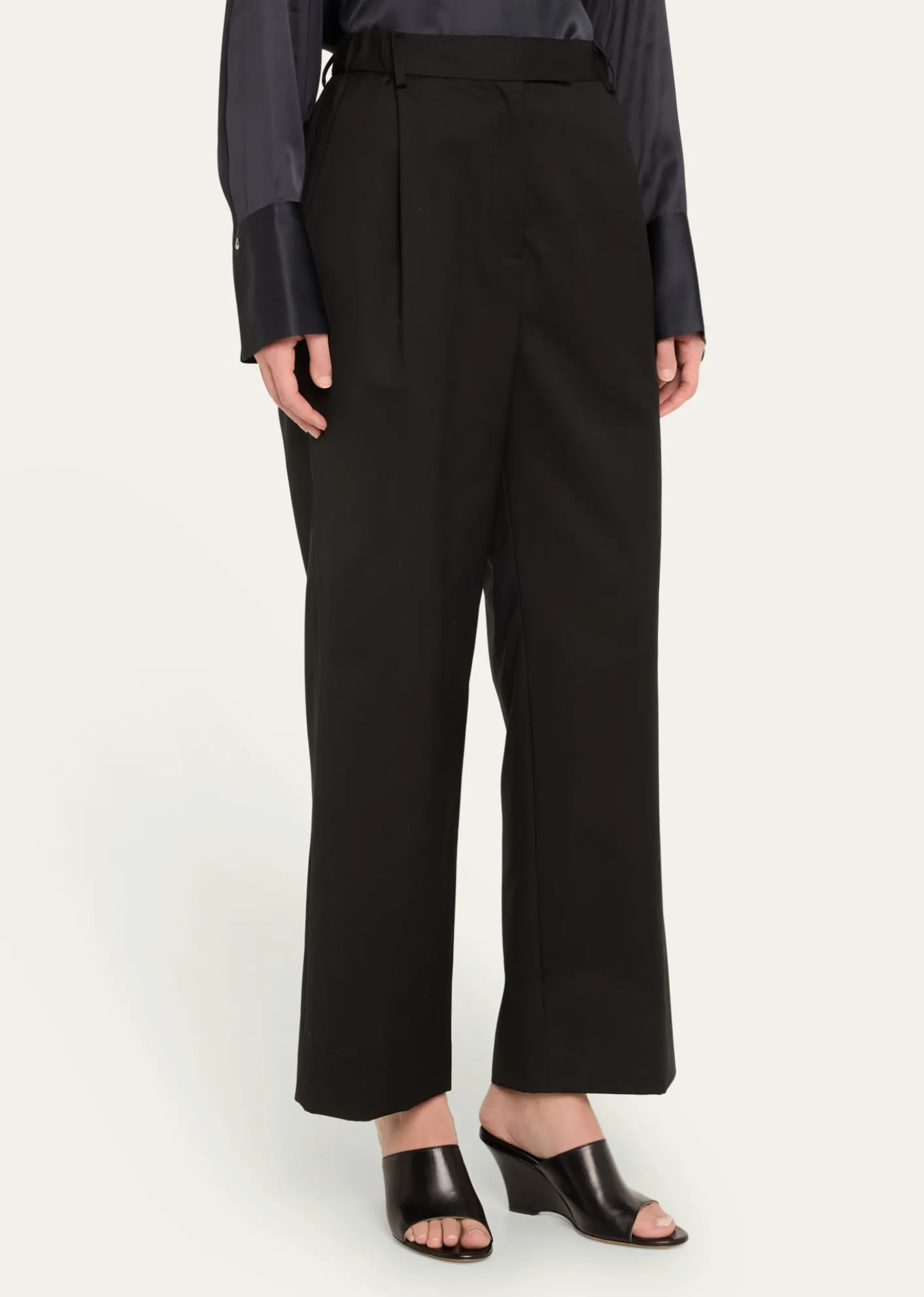 WE-AR4Pleated Boyfriend Pants