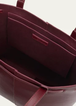 WE-AR4The Roxie Tote Bag