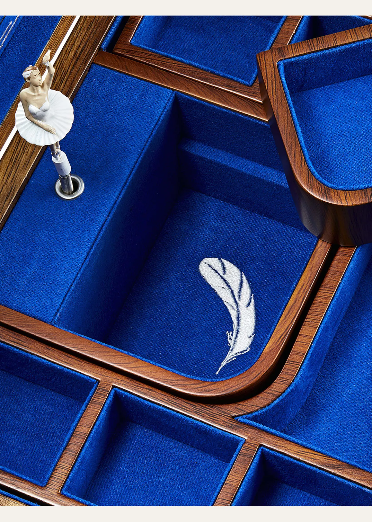 WOLFBallet Musical Jewelry Box