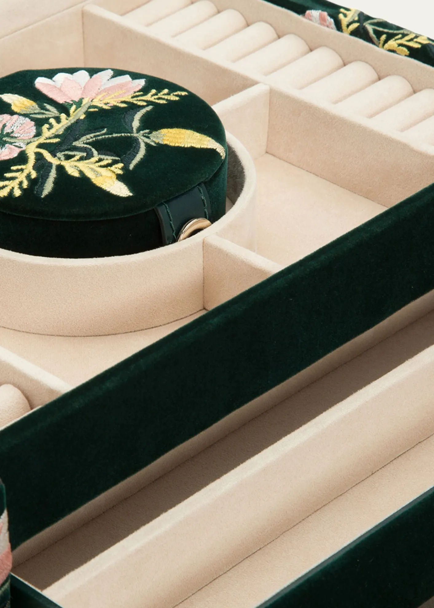 WOLFZoe Medium Jewelry Box