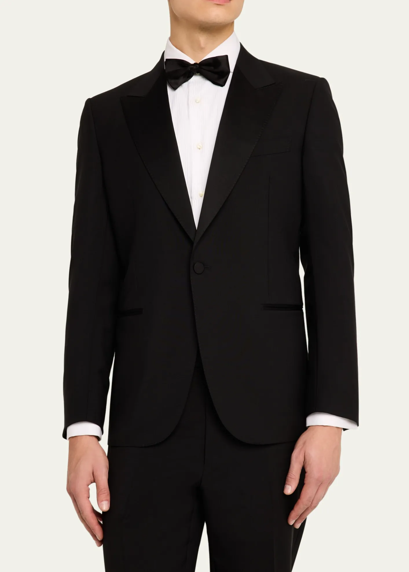 ZEGNAMen's Wool-Mohair Solid Tuxedo
